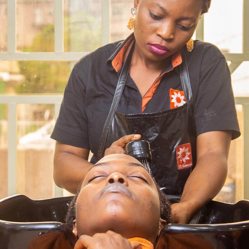 Beauty and Cosmetic Services – O’Naturals Hair Beauty Salon (Surulere)